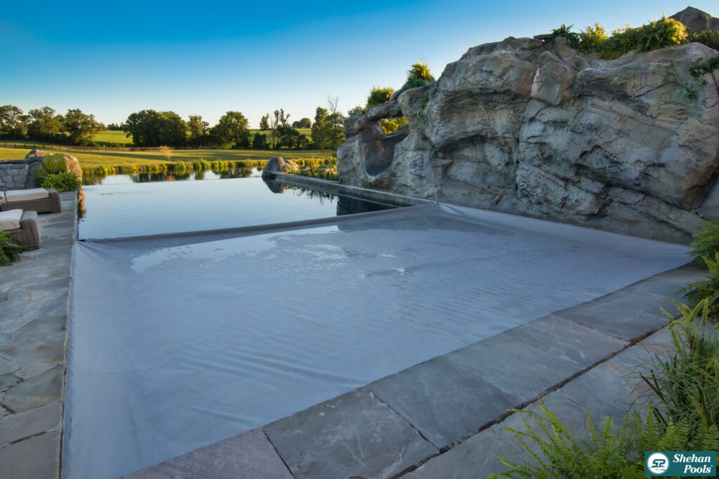 Automatic Pool Cover 1